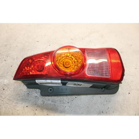 MR990990 MITSUBISHI Фонарь задний правый купить в Днепр