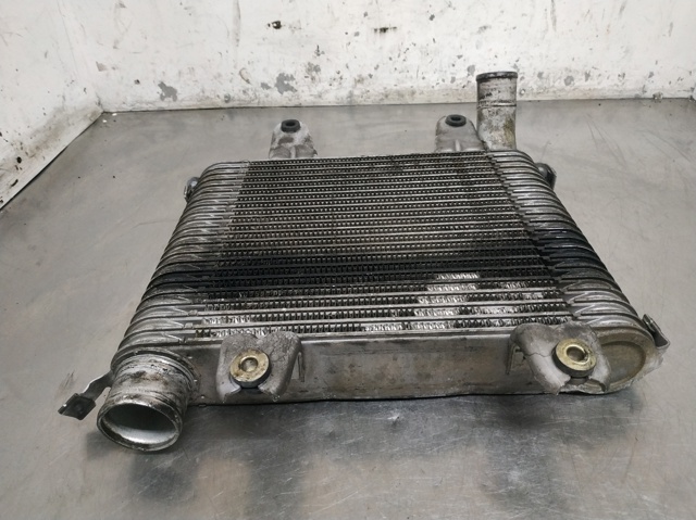 Radiador de intercooler KIA Carnival 2 GQ