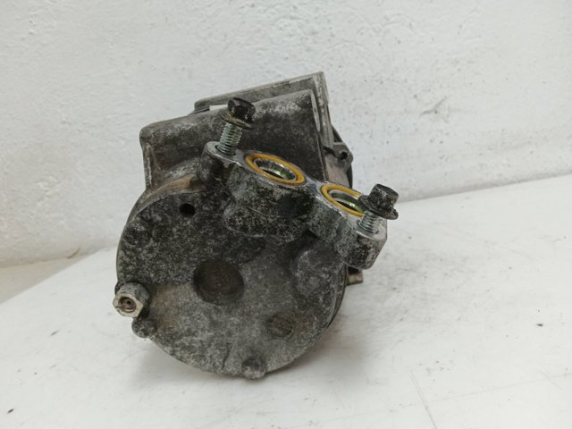 VOLVO P30761390 Компрессор кондиционера в наличии Ровно