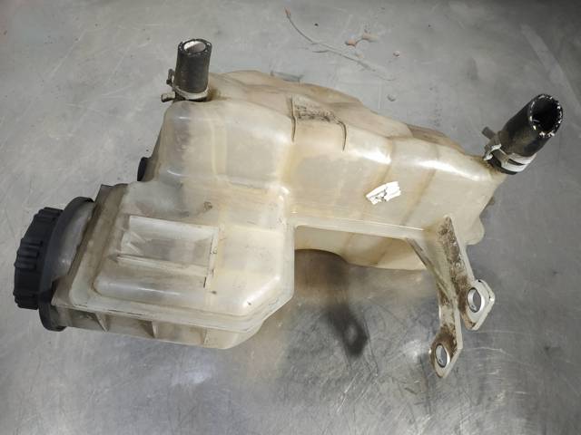 LAND ROVER PCF500110 Бачок системы охлаждения в наличии Житомир