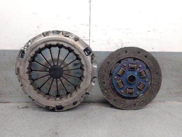 PE0116410A Mazda