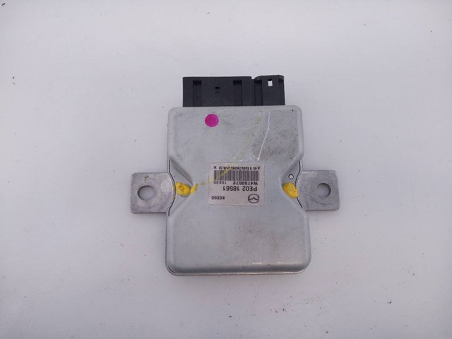 Módulo de direção (Centralina eletrônica) da bomba de combustível PE0218561 Mazda