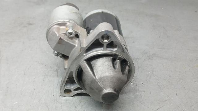 Motor de arranco PE0718400 MAZDA