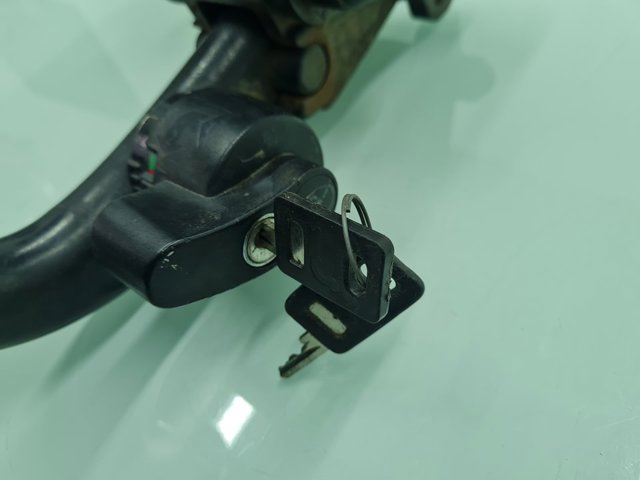 PZ408J055800 TOYOTA Фаркоп купить в Кривой Рог