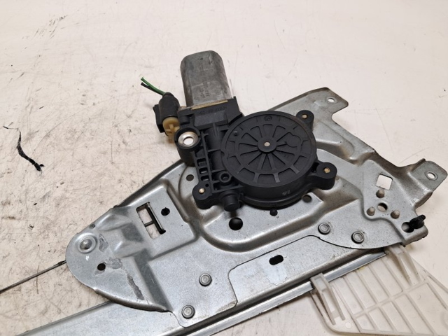 Q0002702V003000000 MERCEDES Стеклоподъемник передней правой двери купить в Сумы