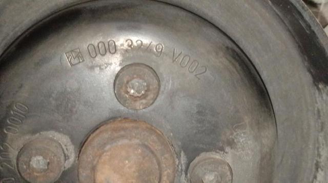 MERCEDES Q0004681V002000000 Помпа в наличии Украина