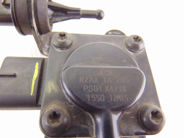 Sensor de temperatura da mistura de ar R2AX182B5 MAZDA