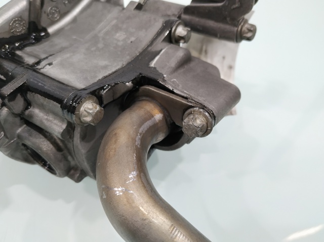 R6461810101 MERCEDES купить в Ужгород