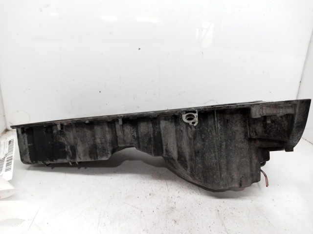MERCEDES R6470140102 Поддон двигателя в наличии Украина