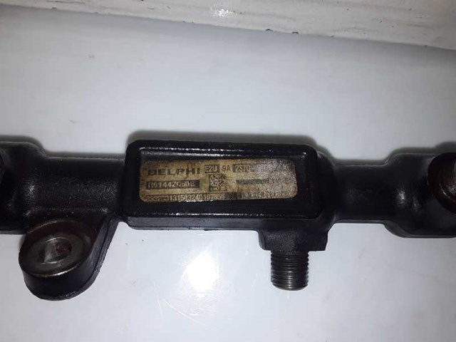 R9144Z050B FORD Распределитель топлива (рампа) купить в Харьков
