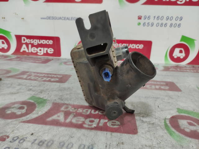 MAZDA RF4P13565A Радиатор интеркуллера в наличии Ровно