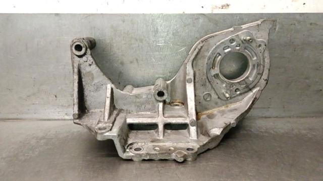 MAZDA RF7J13G00 Кронштейн топливного насоса ТНВД в наличии Хмельницкий
