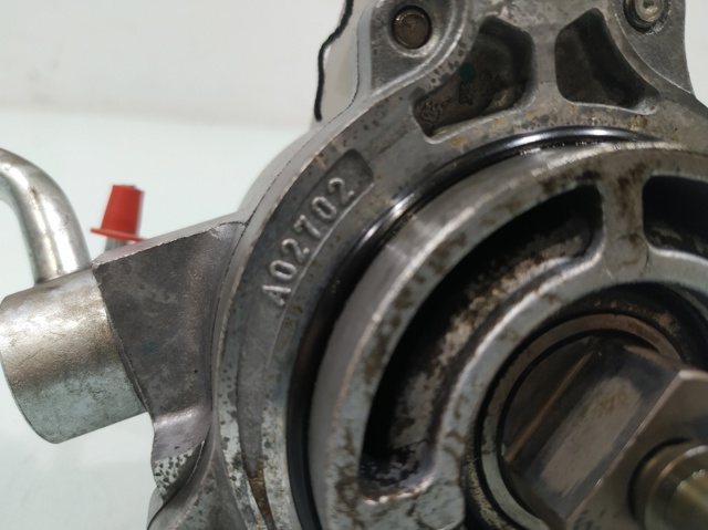RF7J18G00 MAZDA Вакуумный насос купить в Чернигов
