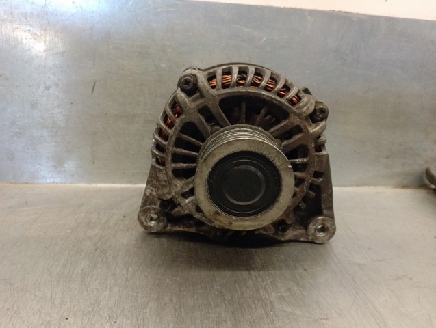 MAZDA RF8G18300 Генератор в наличии Одесса