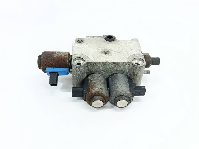 RVH000065 LAND ROVER Блок клапанов активного стабилизатора купить в Каменское
