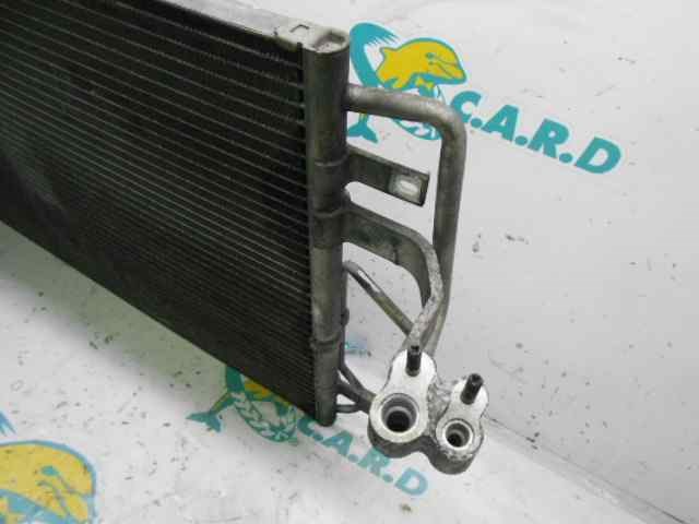Condensador de ar condicionado / radiador para Kia Sportage 2.0 CRDI 4WD D4EAV S976062E000