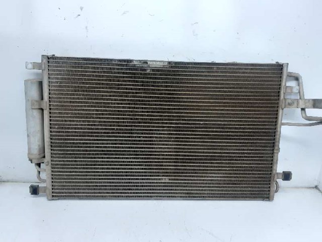 Condensador / radiador de ar condicionado para hyundai tucson 2.0 g4gc S976062E000