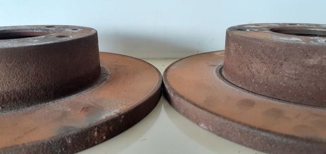 Disco do freio dianteiro SE022165002A VAG