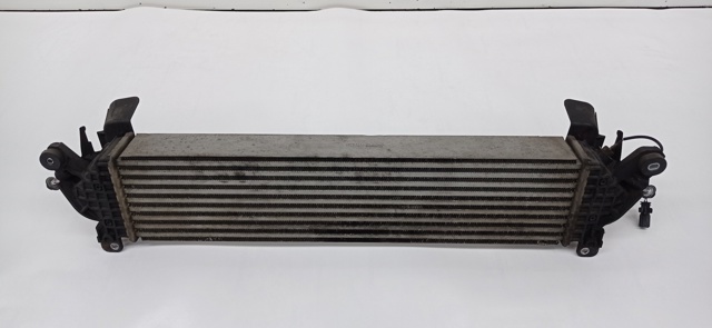 Radiador de intercooler SH0113565 MAZDA