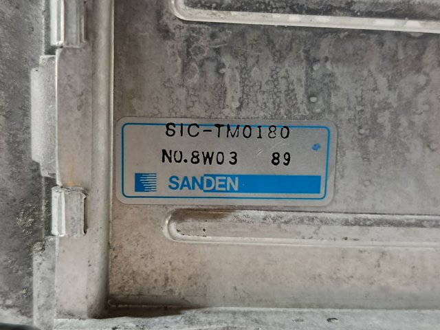 Radiador de intercooler Subaru Legacy 4 B13