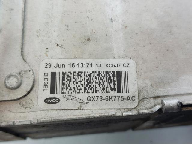 JAGUAR T2H32177 Радиатор интеркуллера в наличии Днепр
