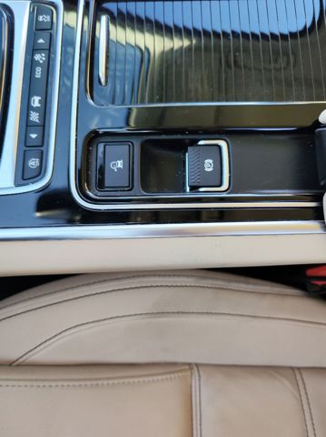 T2H39311 JAGUAR Клавиша электромеханического стояночного тормоза купить в Ирпень