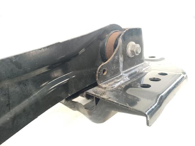 TD1328250C MAZDA Цапфа (поворотный кулак) задний левый купить в Ужгород