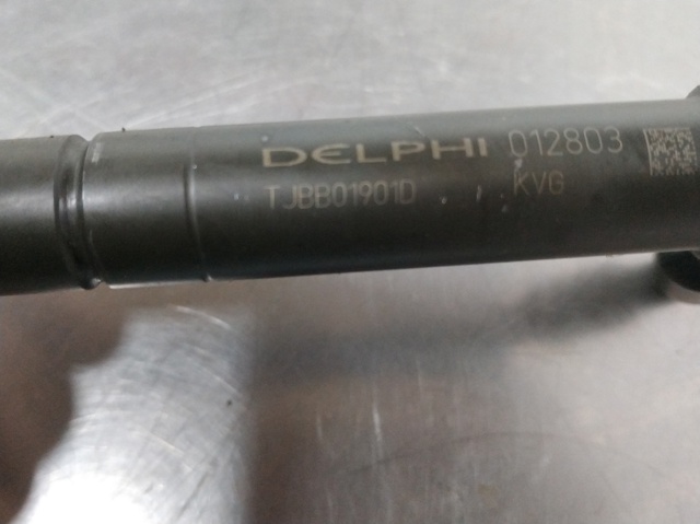 Injetor de injeção de combustível Opel Corsa F08, F68