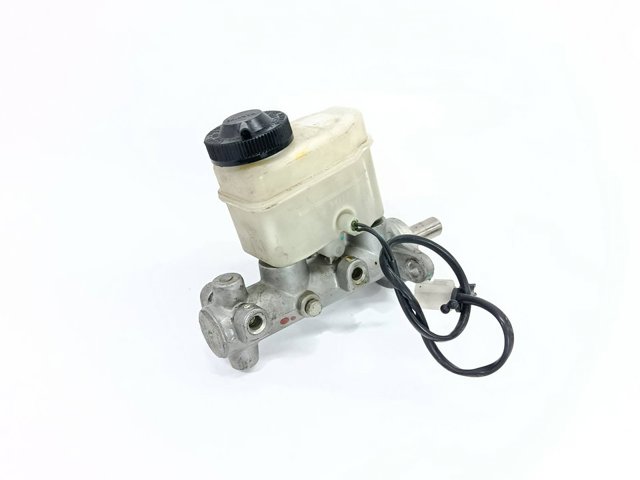 UM8343400A Главный тормозной цилиндр купить Одесса
