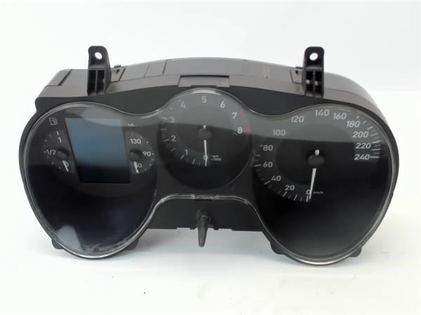 V0021000 VAG Приборная доска (щиток приборов) купить в Тернополь