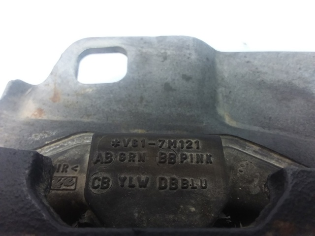 FORD V617M121 в наличии Черновцы