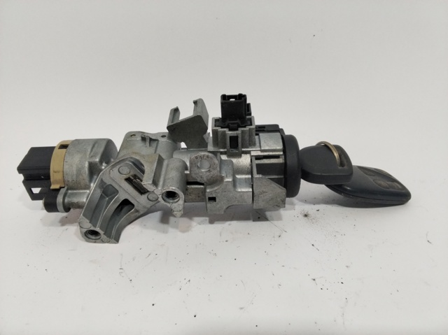 VP2ALF15607AC MAZDA купить в Черкассы