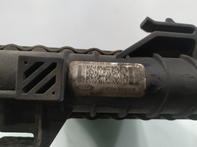 VP6C1H8005CB FORD Радиатор охлаждения двигателя купить в Ужгород