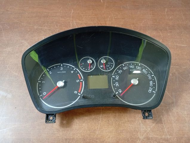 VP6S6F10894 FORD Панель приборов купить в Киев