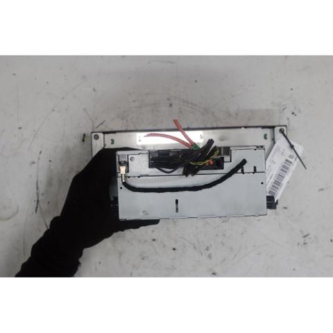 VUX500340 LAND ROVER Магнитола (радио AM/FM) купить в Винница