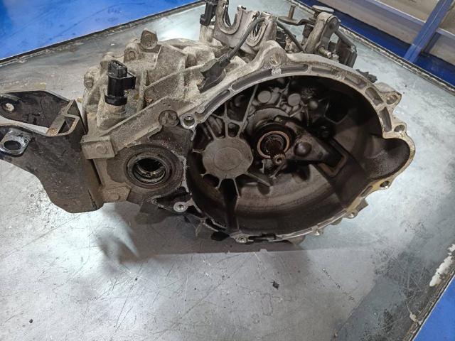 W9J6 HYUNDAI КПП купить в Украина