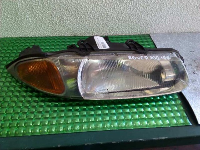 Luz direita XBC10290 Rover