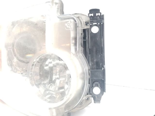 XBC500402 LAND ROVER Правая фара купить в Черкассы