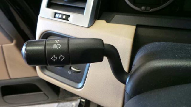 XPC500120PVJ LAND ROVER Переключатель подрулевой левый купить в Николаев