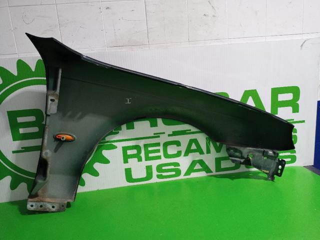 XR826897 Крыло переднее левое купить Черновцы