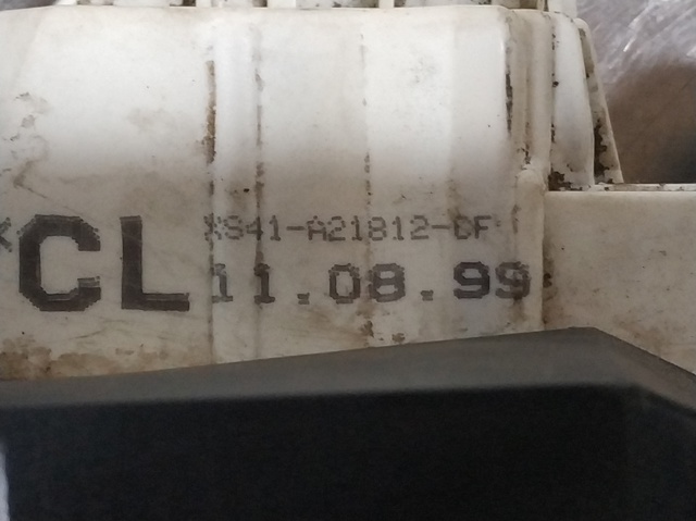 FORD XS41A21812CF Замок передней правой двери в наличии Украина