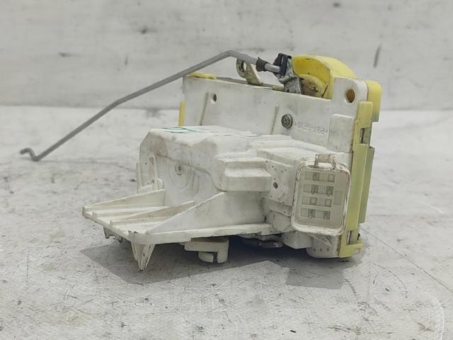 FORD XS41A21813CF Замок водительской двери в наличии Черновцы