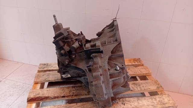 FORD XS4R7002UA КПП в наличии Украина