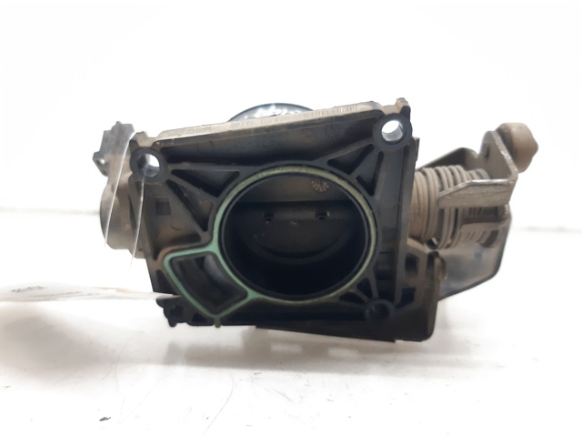 XS4UBF Ford