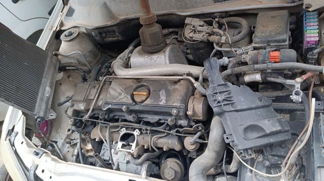 Grelha do para-choques central para Opel Vectra B 2.2 DTI 16V (F19) Y22DTR Y20DTH