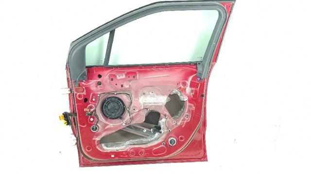 YQ00173880 PEUGEOT Дверь передняя правая купить в Николаев
