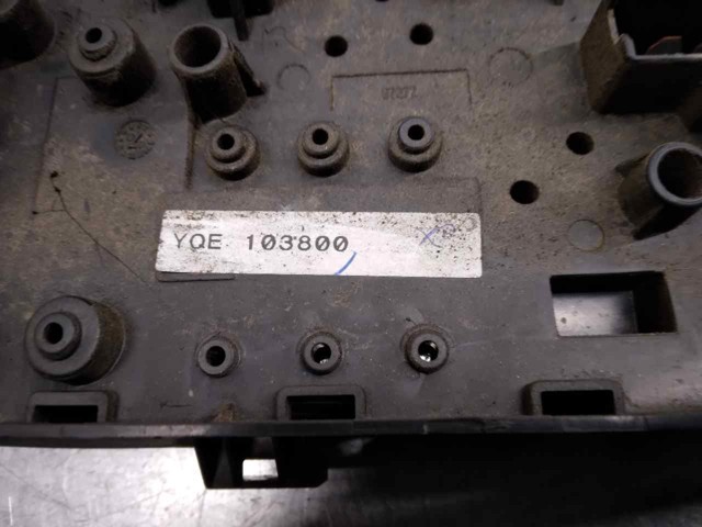 YQE103800 LAND ROVER Блок предохранителей купить в Одесса