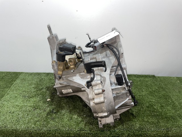 FORD YS4R7002MA КПП в сборе (механическая коробка передач) в наличии Полтава