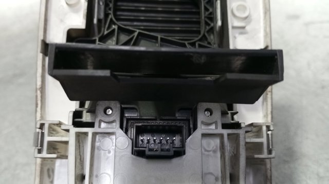 YUD501520WVH LAND ROVER Многофункциональный джойстик управления купить в Запорожье