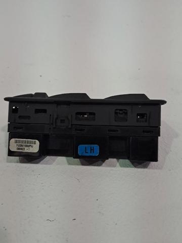 YUD501570PVJ LAND ROVER Кнопочный блок управления стеклоподъемником передний левый купить в Черкассы
